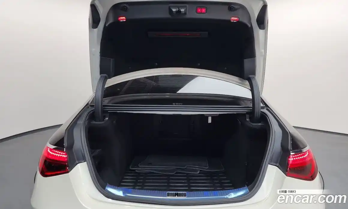 Mercedes-Benz S-Class 2022 3.0 Автомат в Москве № 495884, фото 20