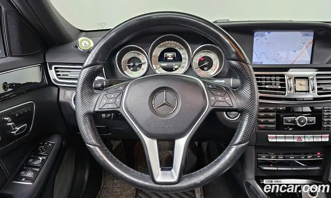 Mercedes-Benz E-Class 2015 3.5 Автомат в Москве № 495959, фото 13
