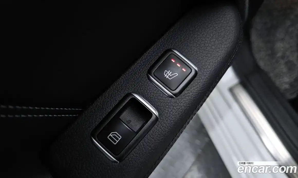 Mercedes-Benz E-Class 2015 3.5 Автомат в Москве № 495959, фото 17