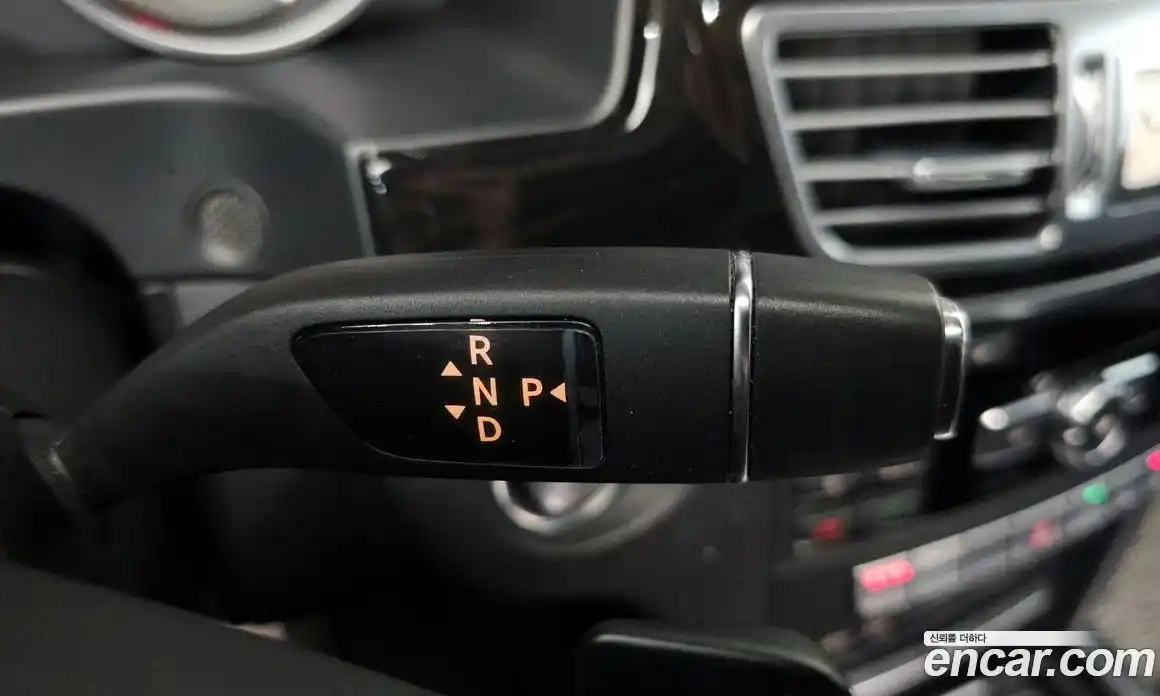 Mercedes-Benz E-Class 2015 3.5 Автомат в Москве № 495959, фото 9