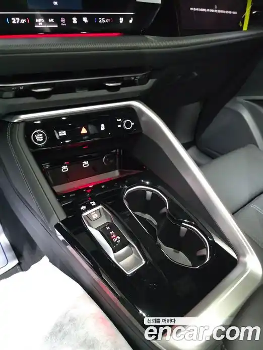 Audi Q5 2025 2.0 Автомат в Москве № 497147, фото 16