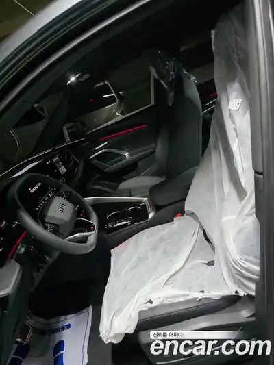 Audi Q5 2025 2.0 Автомат в Москве № 497147, миниатюра 10