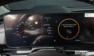 Kia Canival 2025 2.2 Автомат в Москве № 507083, миниатюра 8