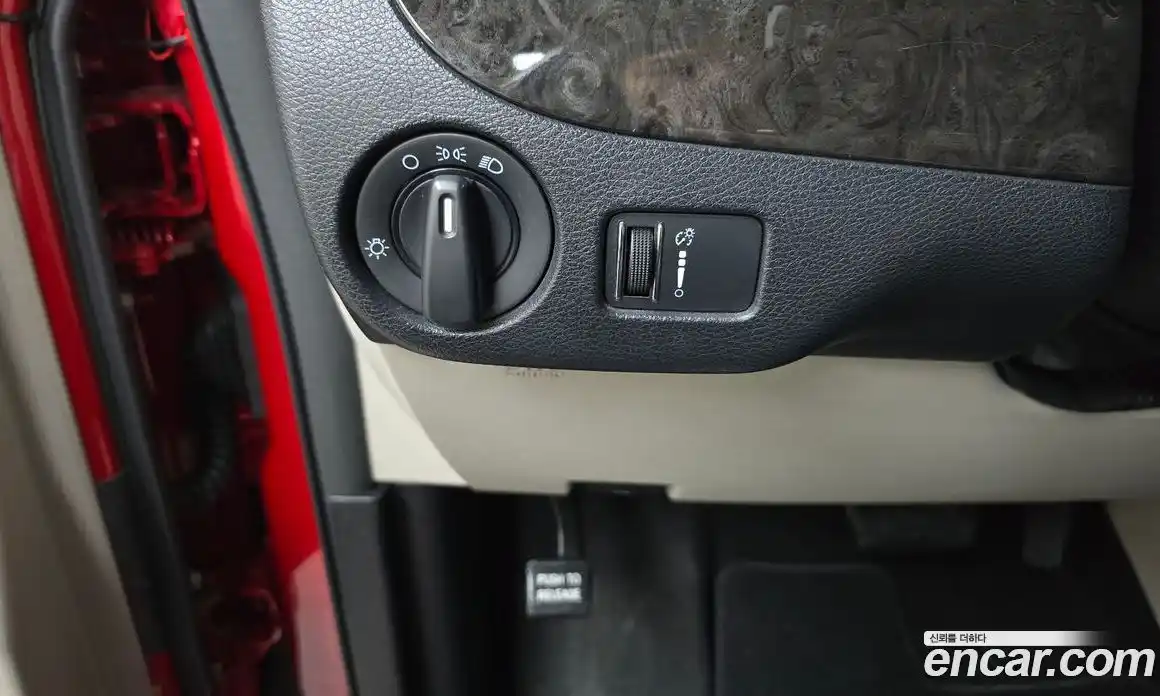 Dodge Grand Caravan 2013 3.3 Автомат в Москве № 516160, фото 18