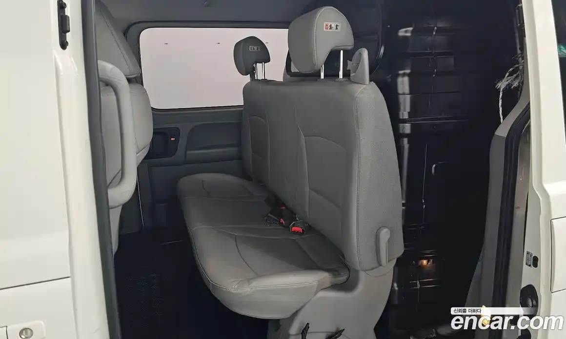 Hyundai Starex 2019 2.5 Автомат в Москве № 517542, фото 12