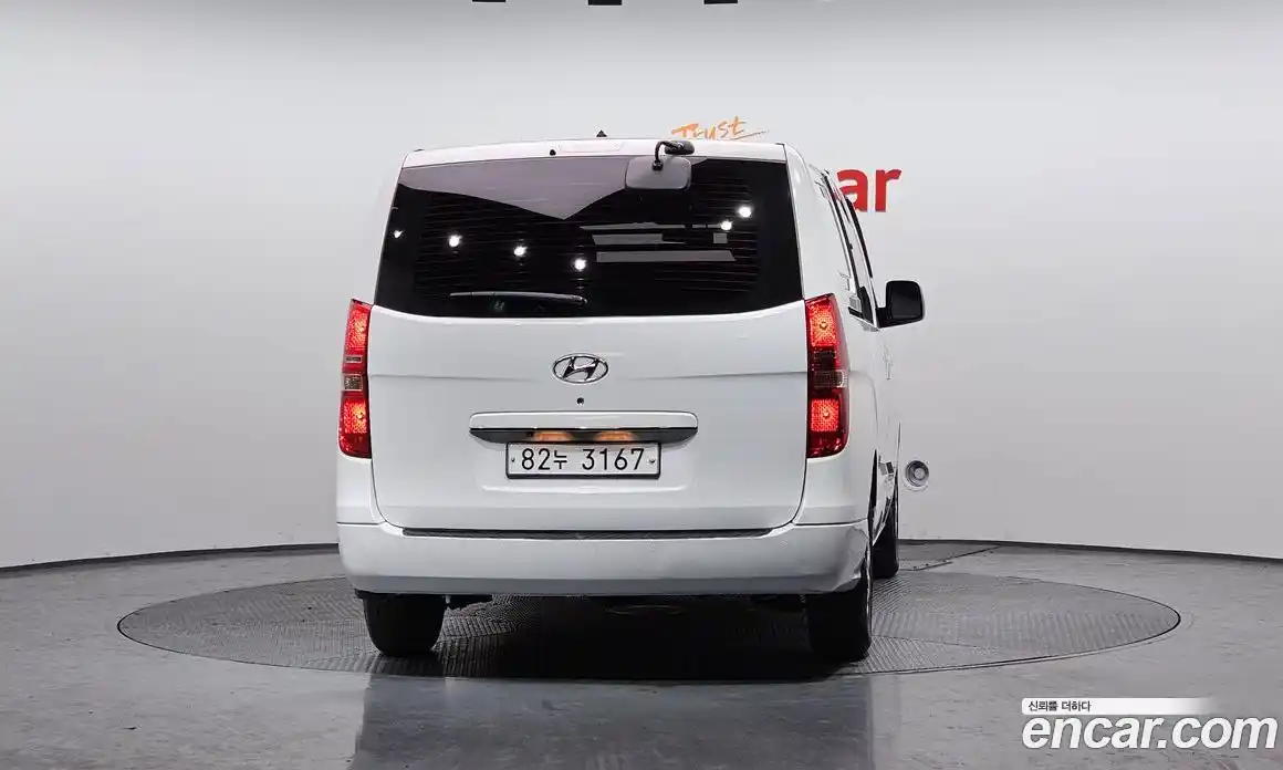 Hyundai Starex 2019 2.5 Автомат в Москве № 517542, фото 4