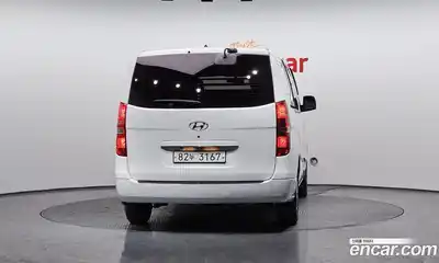 Hyundai Starex 2019 2.5 Автомат в Москве № 517542, миниатюра 4