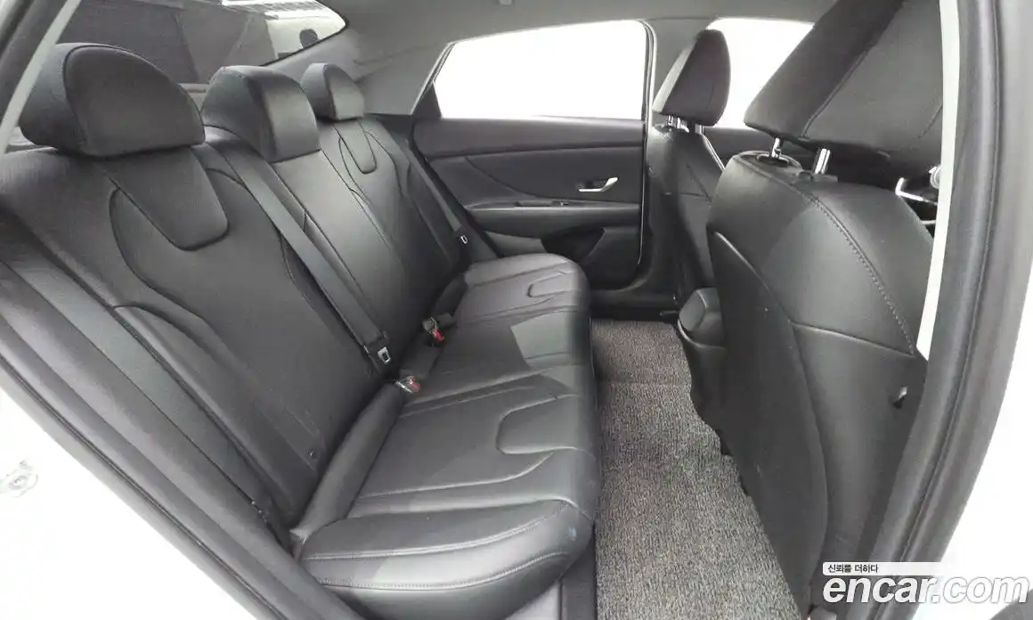 Hyundai Avante 2022 1.6 Автомат в Москве № 518231, фото 12