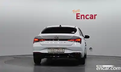 Hyundai Avante 2022 1.6 Автомат в Москве № 518231, миниатюра 4