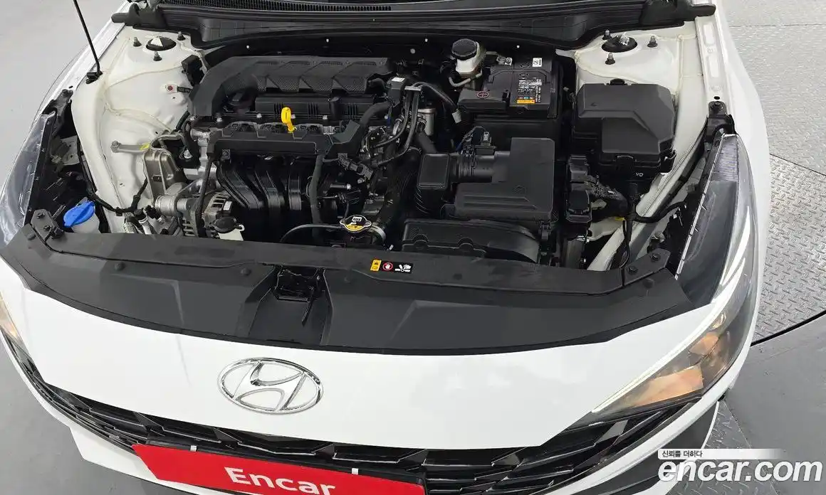 Hyundai Avante 2022 1.6 Автомат в Москве № 518231, фото 6