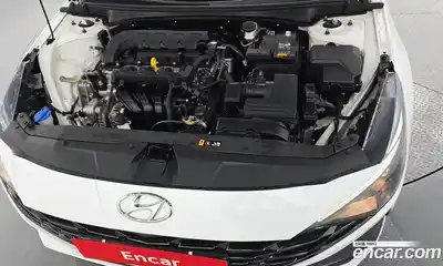 Hyundai Avante 2022 1.6 Автомат в Москве № 518231, миниатюра 6