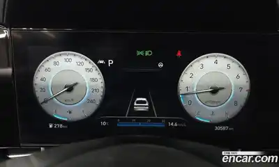 Hyundai Avante 2022 1.6 Автомат в Москве № 518231, миниатюра 8