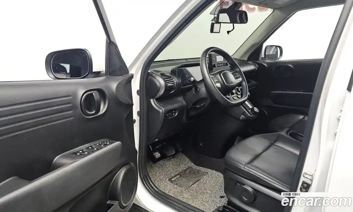 Hyundai Casper 2023 1.0 Автомат в Москве № 518592, фото 10