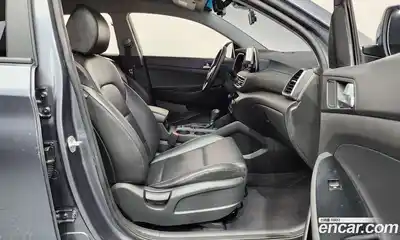 Hyundai Tucson 2019 1.6 Автомат в Москве № 518640, миниатюра 11