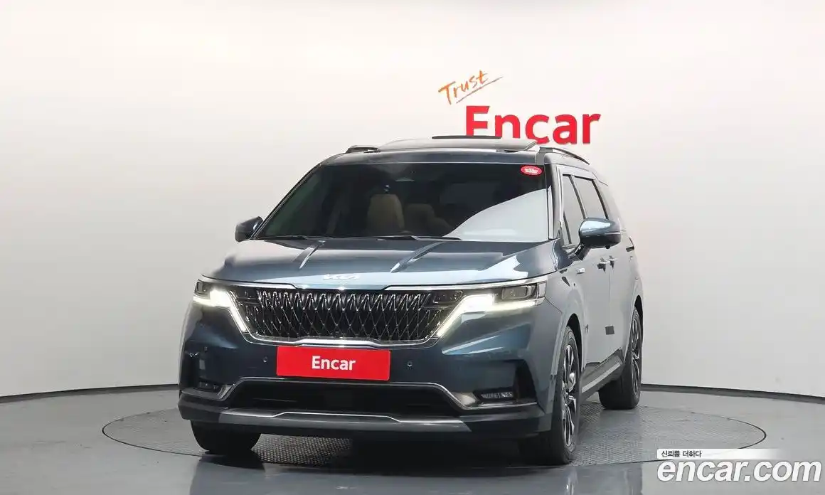 Kia Canival 2022 3.5 Автомат в Москве № 519734, фото 3