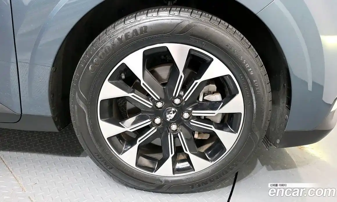 Kia Canival 2022 3.5 Автомат в Москве № 519734, фото 5