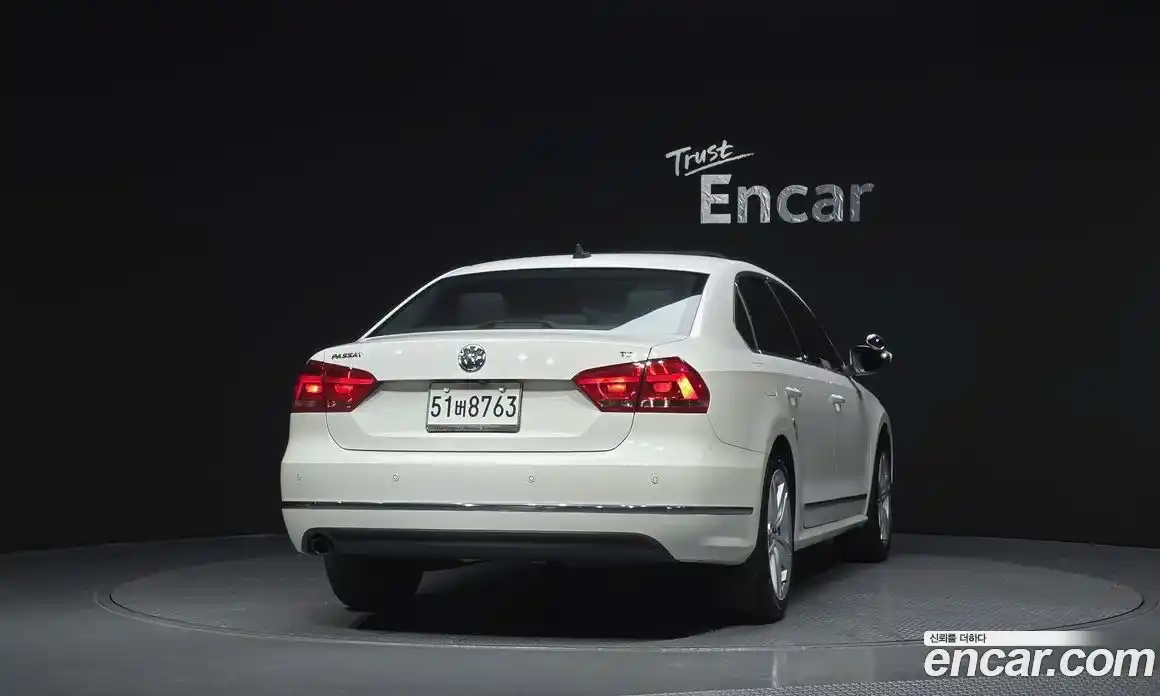 Volkswagen Passat 2014 2.0 Автомат в Москве № 520646, фото 4