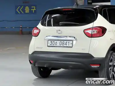 Renault QM3 2016 1.5 Автомат в Москве № 521470, миниатюра 5