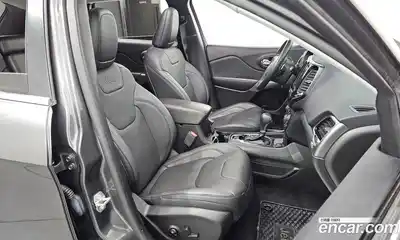 Jeep Cherokee 2021 2.4 Автомат в Москве № 522110, миниатюра 10