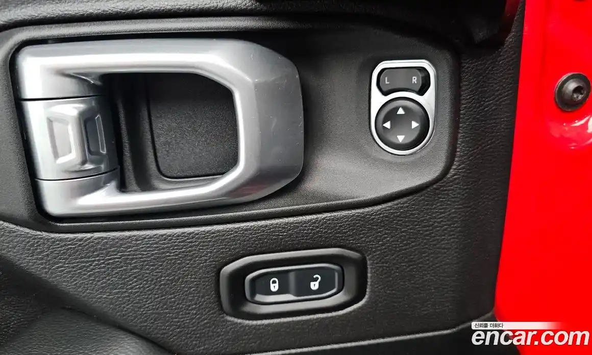 Jeep Wrangler 2021 2.0 Автомат в Москве № 522179, фото 17