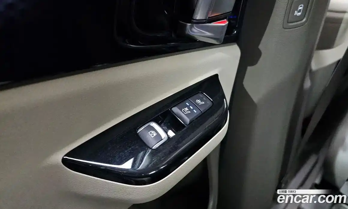 Kia Canival 2021 2.2 Автомат в Москве № 522541, фото 20