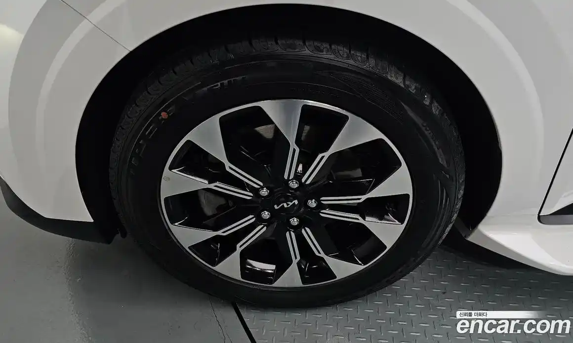 Kia Canival 2021 2.2 Автомат в Москве № 522541, фото 5