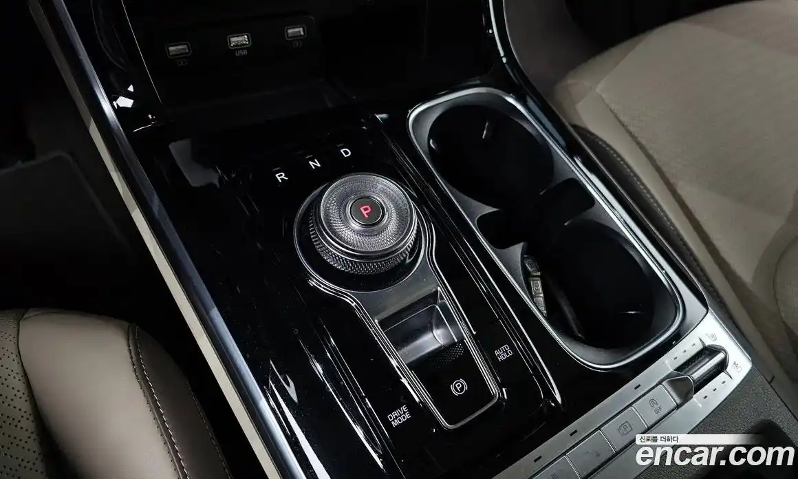 Kia Canival 2021 2.2 Автомат в Москве № 522541, фото 9