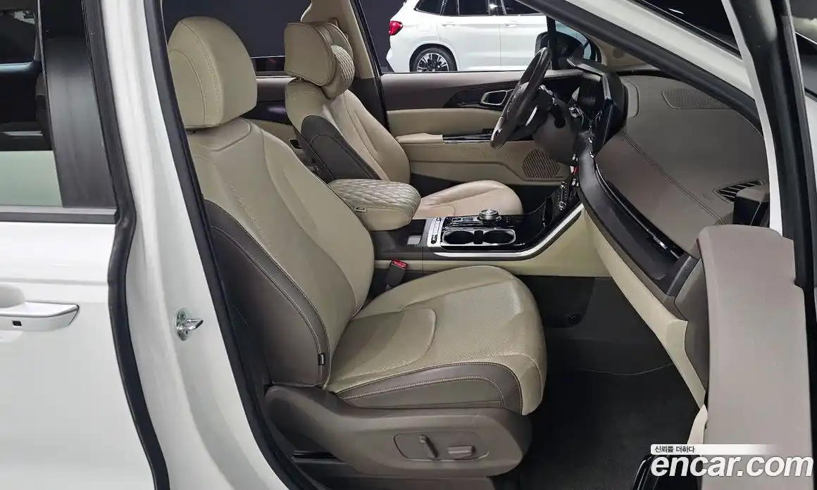 Kia Canival 2021 2.2 Автомат в Москве № 522541, фото 10