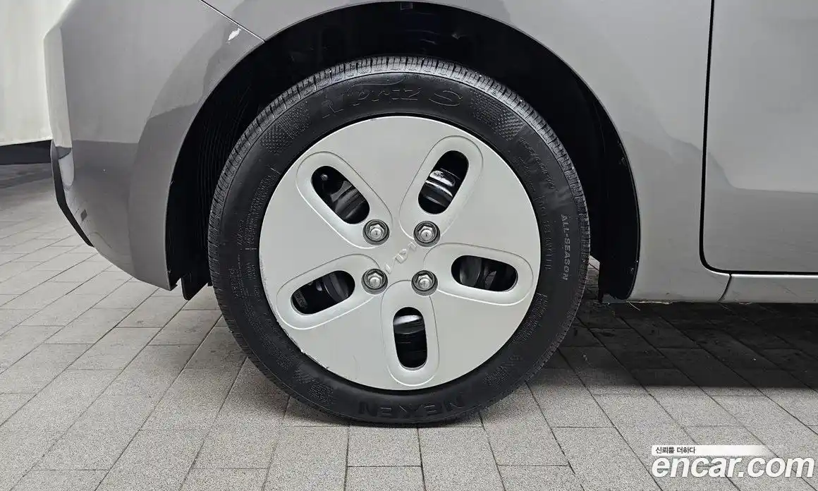 Kia Ray 2024 1.0 Автомат в Москве № 522807, фото 5