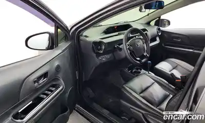 Toyota Prius 2018 1.5 Автомат в Москве № 523184, миниатюра 10