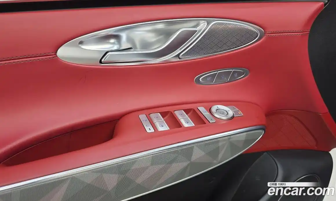 Genesis GV70 2022 2.5 Автомат в Москве № 523661, фото 17