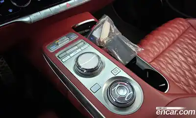 Genesis GV70 2022 2.5 Автомат в Москве № 523661, миниатюра 9