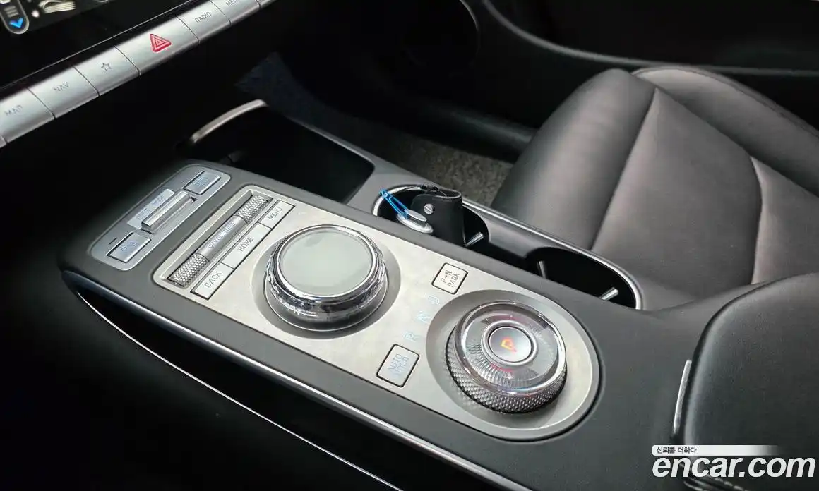 Genesis GV70 2021 2.2 Автомат в Москве № 524345, фото 8