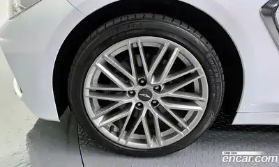 Genesis G70 2019 2.2 Автомат в Москве № 524879, миниатюра 5