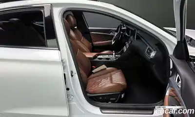 Genesis G70 2019 2.2 Автомат в Москве № 524879, миниатюра 10
