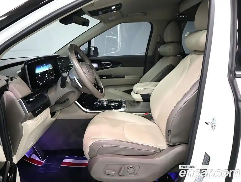 Kia Canival 2022 3.5 Автомат в Москве № 52544, фото 9