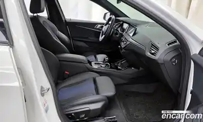 BMW 1-Series 2023 2.0 Автомат в Москве № 525636, миниатюра 11