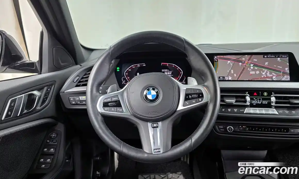 BMW 1-Series 2023 2.0 Автомат в Москве № 525636, фото 13