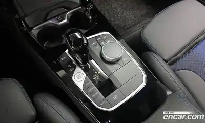 BMW 1-Series 2023 2.0 Автомат в Москве № 525636, миниатюра 9