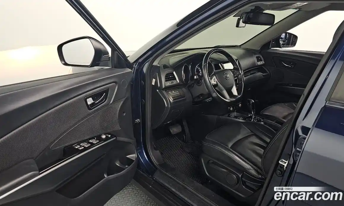 SsangYong TIBOLI 2018 1.6 Автомат в Москве № 526030, фото 11