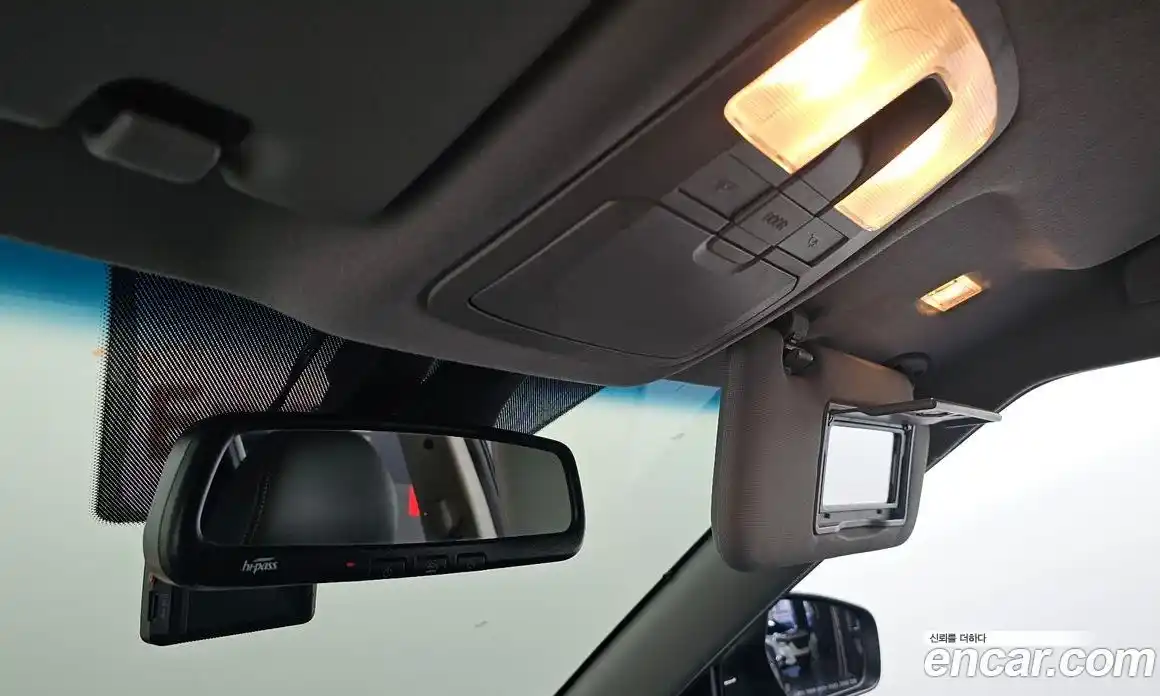 SsangYong TIBOLI 2018 1.6 Автомат в Москве № 526030, фото 16