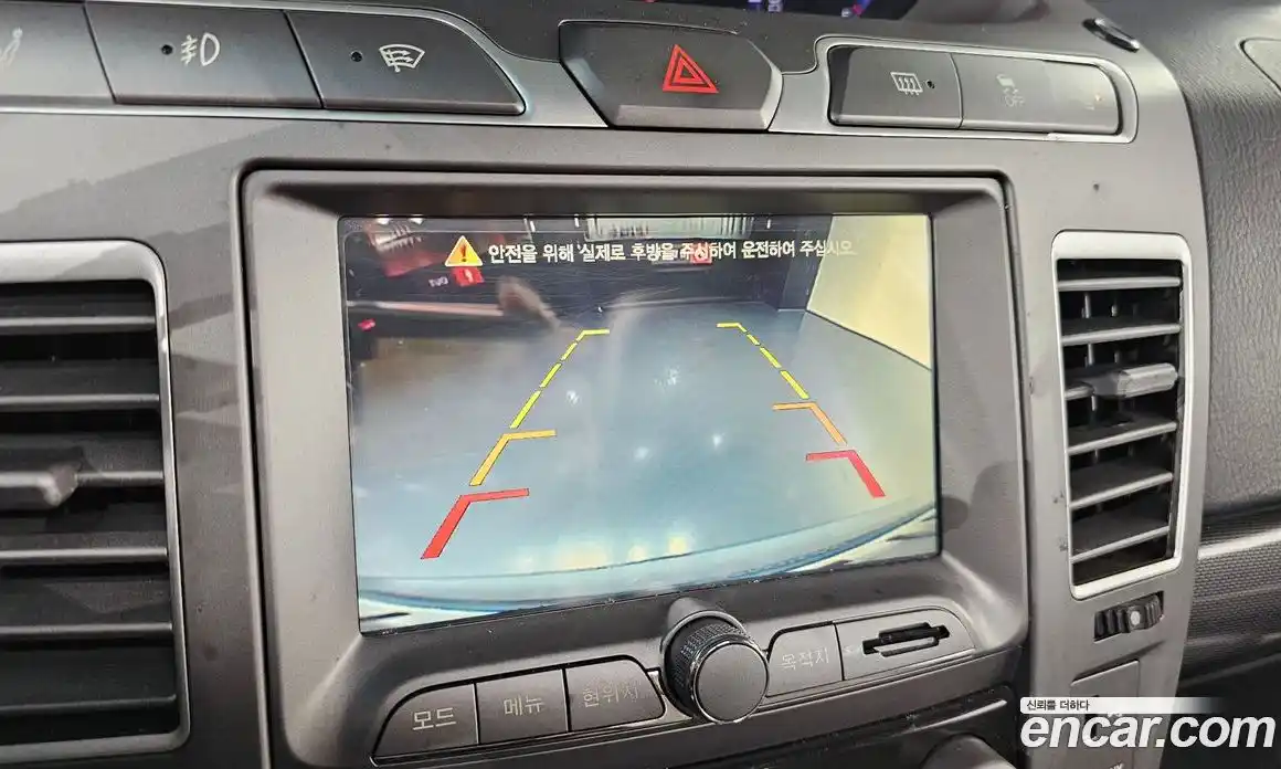 SsangYong Korando 2015 2.0 Автомат в Москве № 526877, фото 17