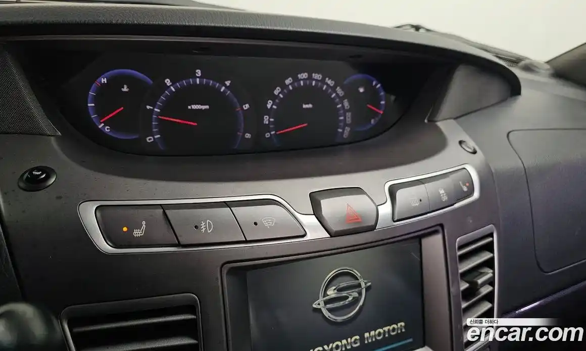 SsangYong Korando 2015 2.0 Автомат в Москве № 526877, фото 18