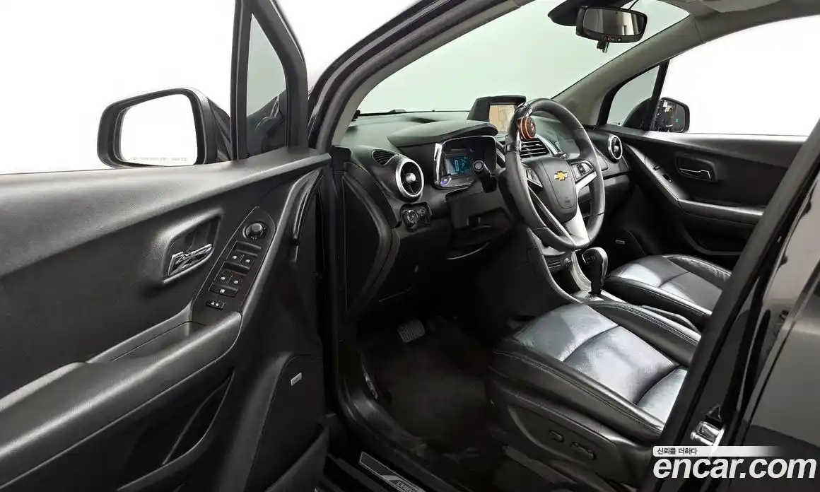 Chevrolet Trax 2015 1.4 Автомат в Москве № 527768, фото 10