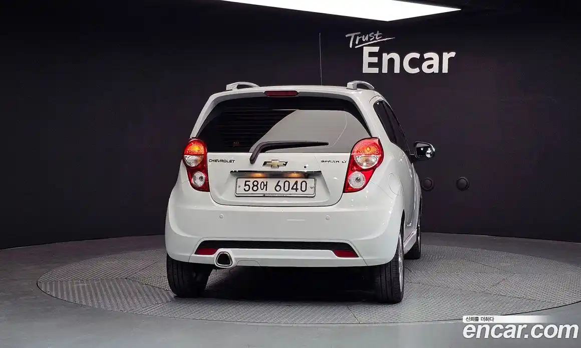 Chevrolet Spark 2014 1.0 Автомат в Москве № 527905, фото 4