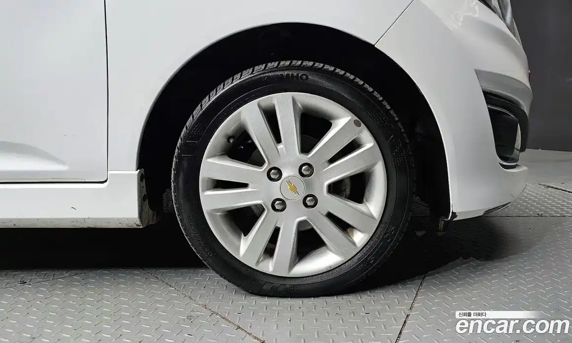 Chevrolet Spark 2014 1.0 Автомат в Москве № 527905, фото 5