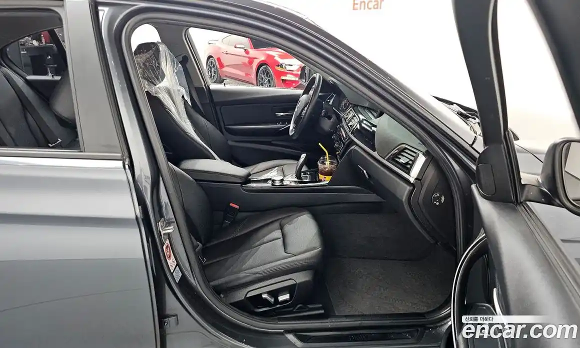 BMW 3-Series 2017 2.0 Автомат в Москве № 528540, фото 11