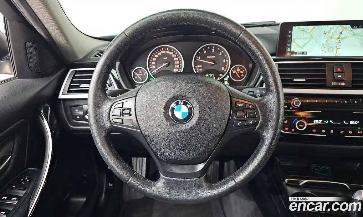 BMW 3-Series 2017 2.0 Автомат в Москве № 528540, фото 13