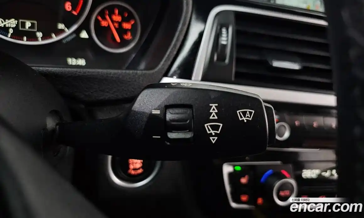 BMW 3-Series 2017 2.0 Автомат в Москве № 528540, фото 16