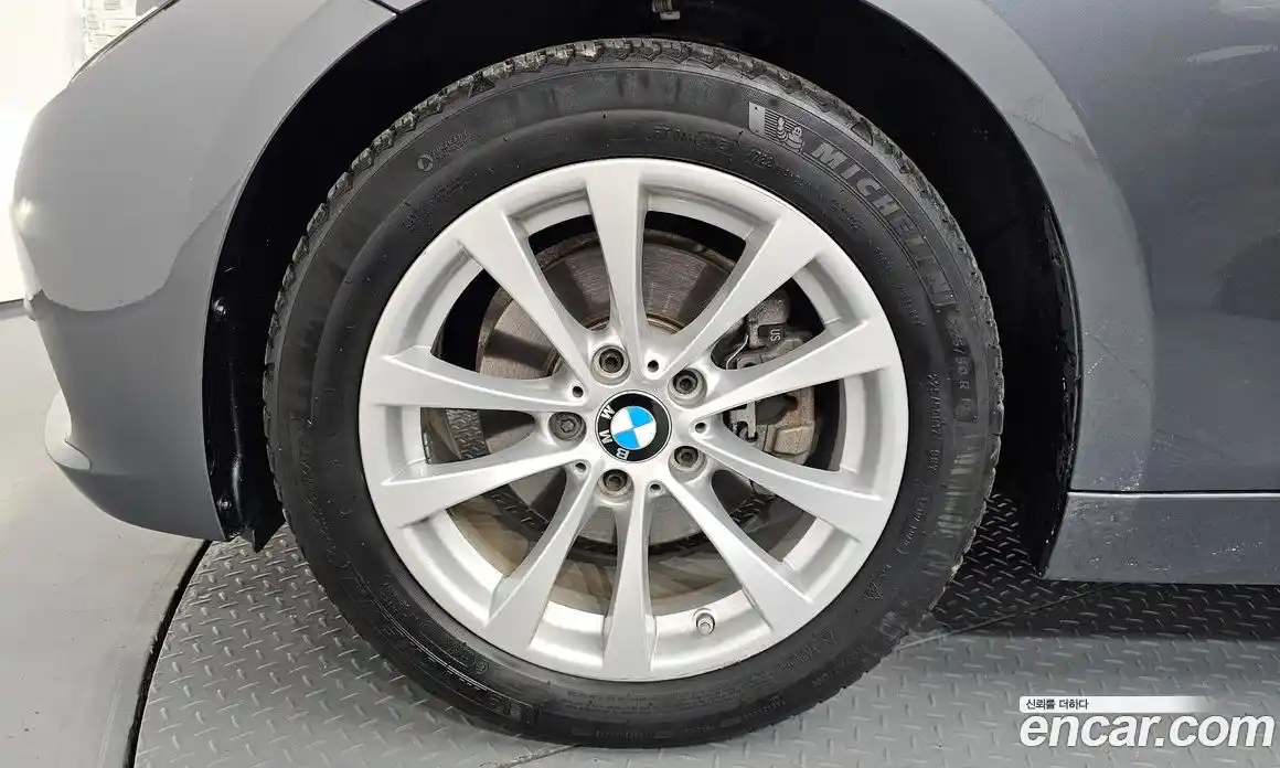 BMW 3-Series 2017 2.0 Автомат в Москве № 528540, фото 5